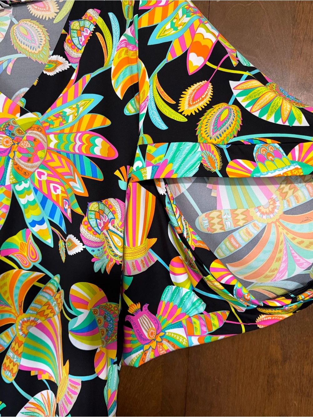 Trina Turk Black Tunic with Neon Tropical Floral Print - Picture 4 of 4
